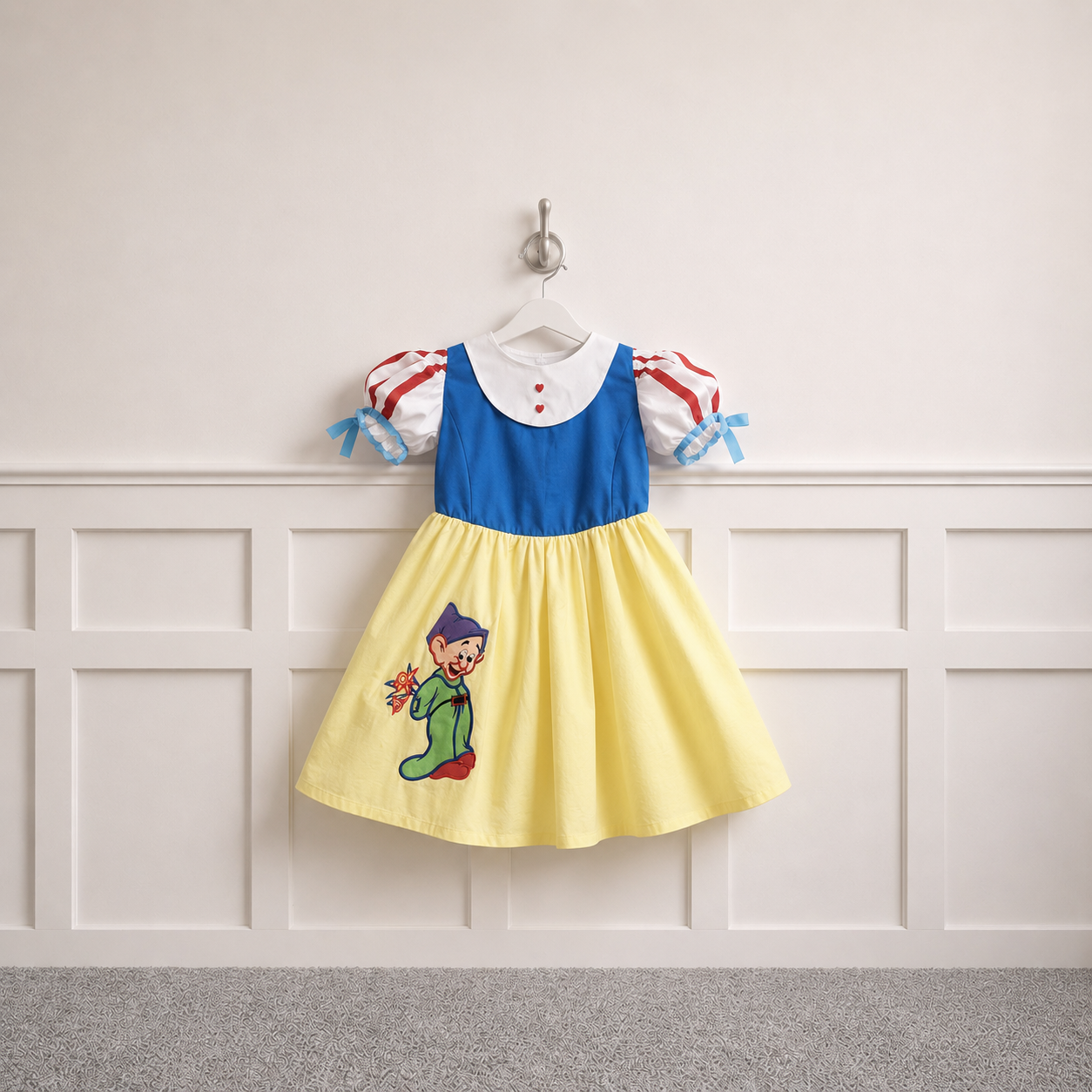 1980s Snow White Dress